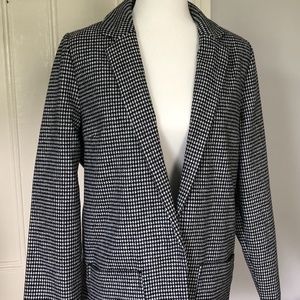 Forever 21 Womens Blazer Size M - Never been worn